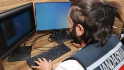 Diyarbakır'da jandarmadan 'siber' operasyon