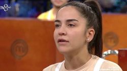 MasterChef’ten elenen Duygu Acarsoy evlendi