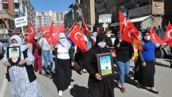 Şırnak'ta acılı annelerin 'Kahrolsun PKK' sloganları yankılandı
