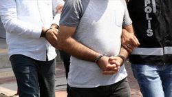 FETÖ'den görevden uzaklaştırılan astsubay tütün kaçakçılığından yakalandı