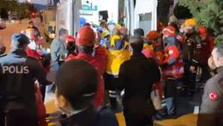 İzmir'de Gülçin Aykut Soydan, 16 saat sonra kurtarıldı