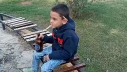 Hatay'da 6 yaşındaki çocuğun eline içki ve sigara verip o anları kaydettiler