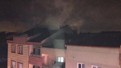 Bursa karantinada kalan ailenin evinde yangın çıktı