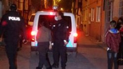 Bursa'da otomobilini vermeyen ağabeyi ile yengesini bıçakladı