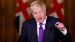 İngiltere Başbakanı Johnson: 350 milyon aşı sipariş ettik