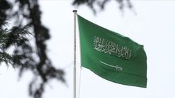 Suudi Arabistan uluslararası uçuşları bir hafta süreyle askıya aldı