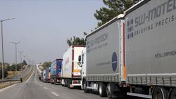 Kapıkule 2020'de 700 bin tırlık trafiği karşıladı