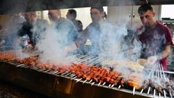 Adanalılar lokantalara gidemeyince kebap da yenmedi