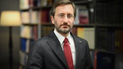 Fahrettin Altun, Çalışan Gazeteciler Günü'nü kutladı