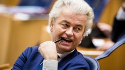 Hollanda'da aşırı sağcı Wilders'in seçim vaadi: İslam'dan Arındırma Bakanlığı