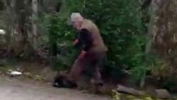 Sakarya'da genç kız, köpeğin üzerine bastığı için uyardığı komşusu tarafından darbedildi