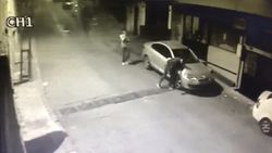 Çağlayan’da yılbaşı gecesi lastik kesen şüpheli kamerada