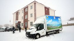 Bitlis'te EBA'ya giremeyen öğrencilere mobil destek
