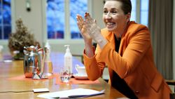 Danimarka’da Mette Frederiksen’in maketini yakan 3 kişiye tutuklama