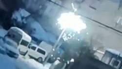 Arnavutköy'de elektrik telleri havai fişek gibi patladı