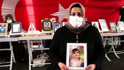 Diyarbakır annesi Sancar: HDP kızımı PKK'ya nasıl götürdüyse, öyle getirsin