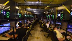 İnternet kafeler açılacak mı? Oyun salonları, internet ve playstation kafeler ne zaman açılacak?