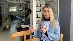 Almanya’da berberler 11 hafta aradan sonra yeniden açıldı