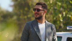Uraz Kaygılaroğlu ile Berrak Tüzünataç aşkı belgelendi