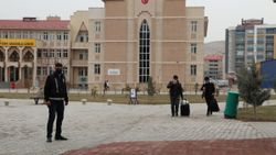 Van Valisi Mehmet Emin Bilmez: Kırmızı bölgelerden öğretmenler geldi