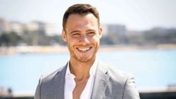 Kafelere gidip maskesiz oturanlara salak diyen Kerem Bürsin özür diledi