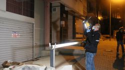 İzmir'de binanın birinci katından düşen kişi ağır yaralandı