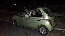 İzmir'de otomobil tıra arkadan çarptı: 1 ölü, 1 yaralı