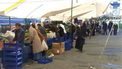 Semt pazarlarında Ramazan alışverişi hareketliliği