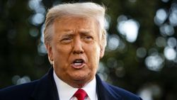 Donald Trump, Joe Biden'ı ‘Rusya'yı Çin'in ellerine itmekle’ eleştirdi