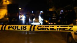Mersin'de şizofreni hastası bıçaklayarak öldürdüğü annesini valize koydu