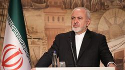 İran Dışişleri Bakanı Cevad Zarif, ABD’yi aşı stoklamakla suçladı