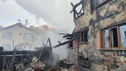 Kastamonu’da 4 ev küle döndü: Yangının verdiği hasar ortaya çıktı