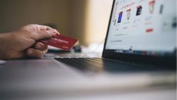 Bankalarda yeni dönem: Uzaktan kimlik tespiti nasıl yapılır, hesap nasıl açılır?
