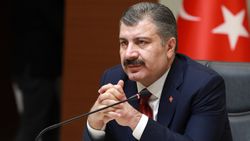 Fahrettin Koca: Sevinçleri paylaşırken riskten uzak duralım