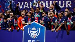 PSG, Monaco'yu 2 golle yenerek Fransa Kupasını kazandı