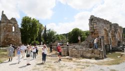 Büyükelçiler Antalya’da: Güvenli turizm tanıtılıyor