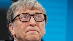 Bill Gates eşine 3 milyar dolar daha verdi