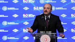 Mustafa Varank: Cep telefonu yenileme merkezleri için standardı belirledik