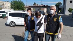 Adana'da çalıştığı iş yerini arkadaşlarına soydurdu