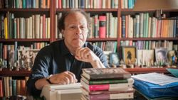 İspanyol yazar Javier Marias'ın Kötü Niyet Öyküleri kitabı