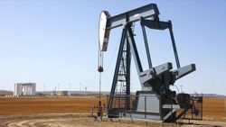 Brent petrolün varili 70,30 dolar
