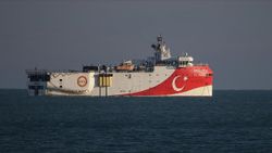 Oruç Reis Araştırma Gemisi için koruma gemisi hizmeti ihalesi