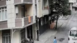 Avcılar’da hırsız 2 metreden aşağı düştü