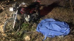 Manisa’da motosiklet tarlaya devrildi: 1 ölü