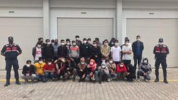 Antalya’da ormanlık alanda 73 sığınmacı yakalandı