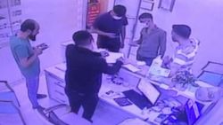 Sivas'ta dolandırıcılar, bir kişinin 130 bin liralık ziynetini aldı