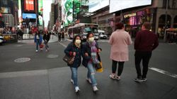 New York’ta koronavirüs tedbirleri hafifletildi