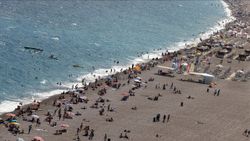 Aşılama arttı, turizm hareketlendi