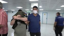 Samsun'da şehitlikteki Türk bayrağı ve direğini çaldılar