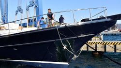Bodrum'da 3 milyon euroluk lüks yat denize indirildi